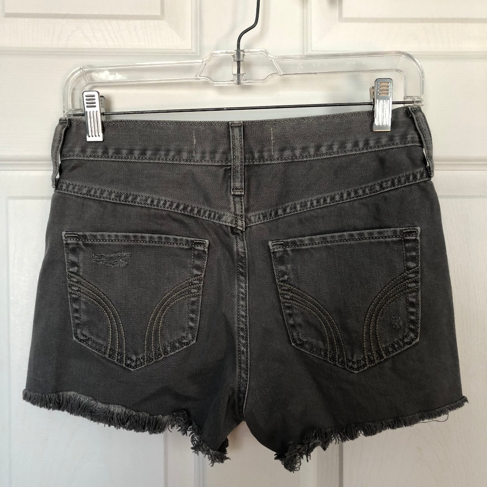 Hollister Grey Ripped Shorts - Picture 2 of 4